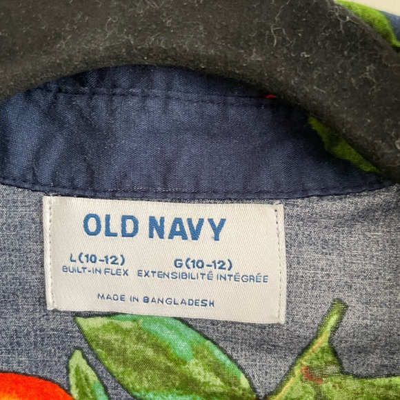 Old navy Button Down Shirt - Picture 2 of 3